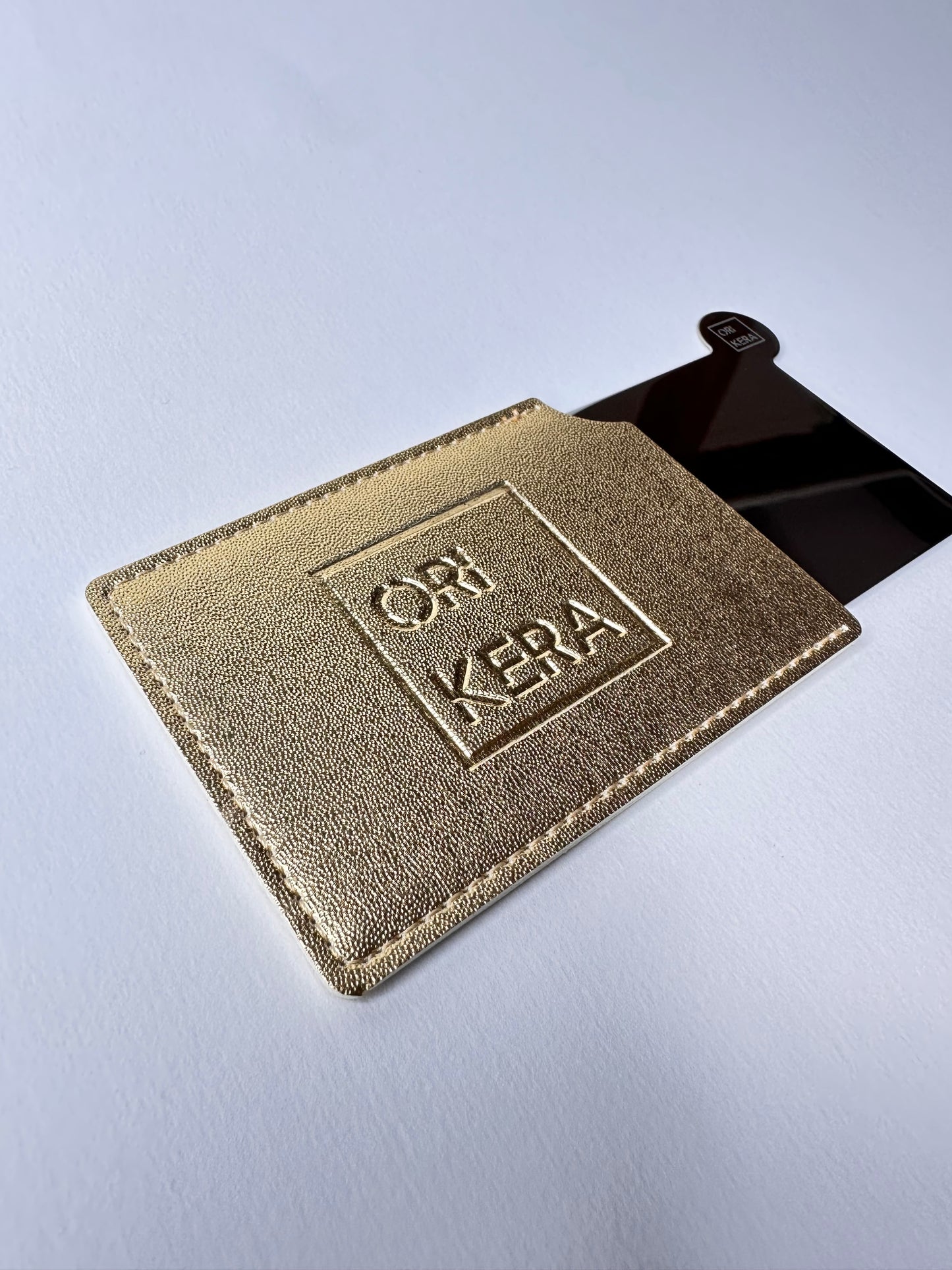 Le Miroir Incassable Orikera